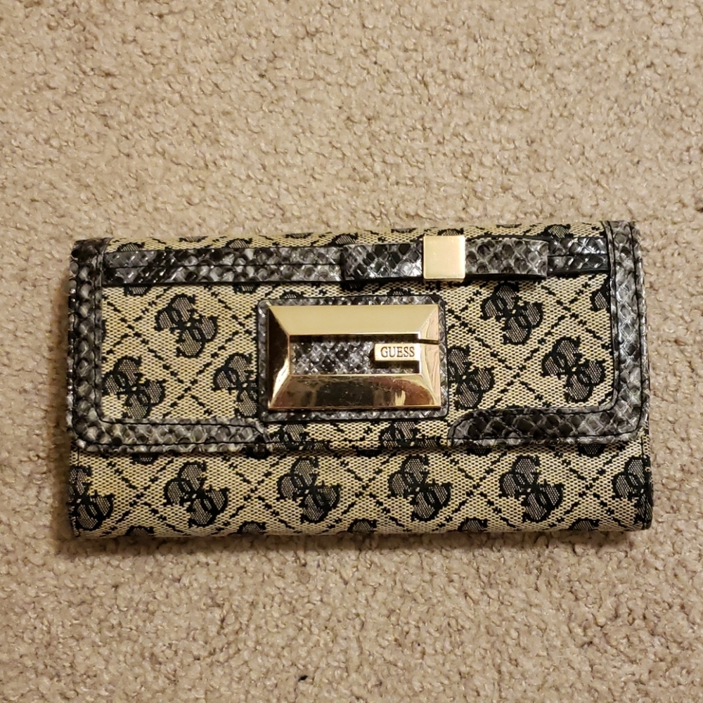 Guess wallet